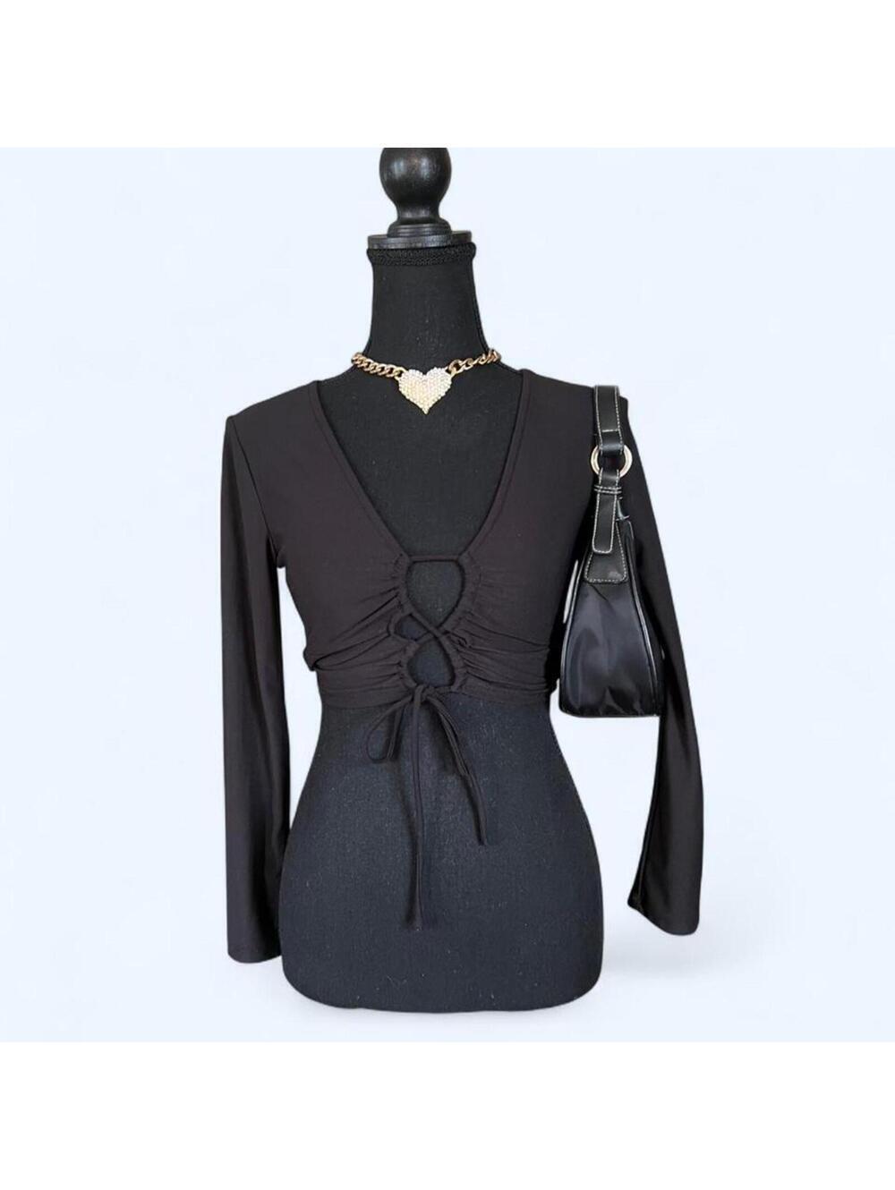 Y2K Black coquette long sleeve top with tie detail size small 🖤